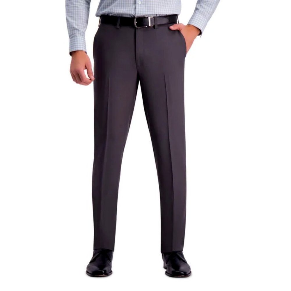 Haggar Premium Comfort Khaki Dress Pants Slim Fit | 29W x 30L